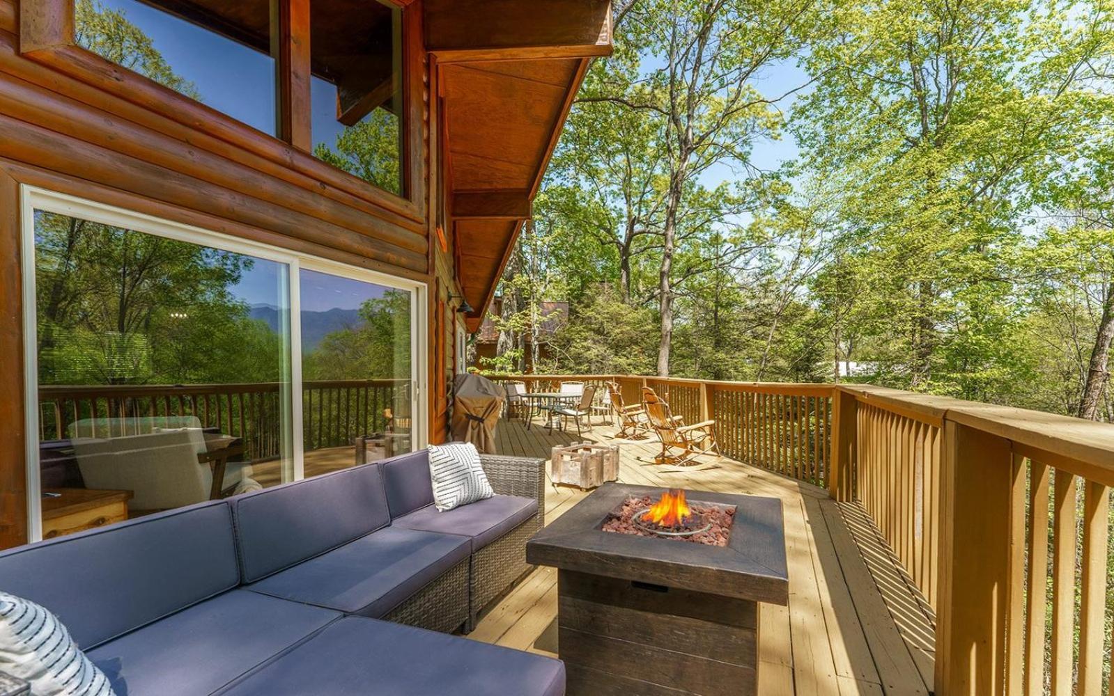 Grand Ole Chalet - Mt Viewsfireplacefirepitarcade Gatlinburg Eksteriør billede