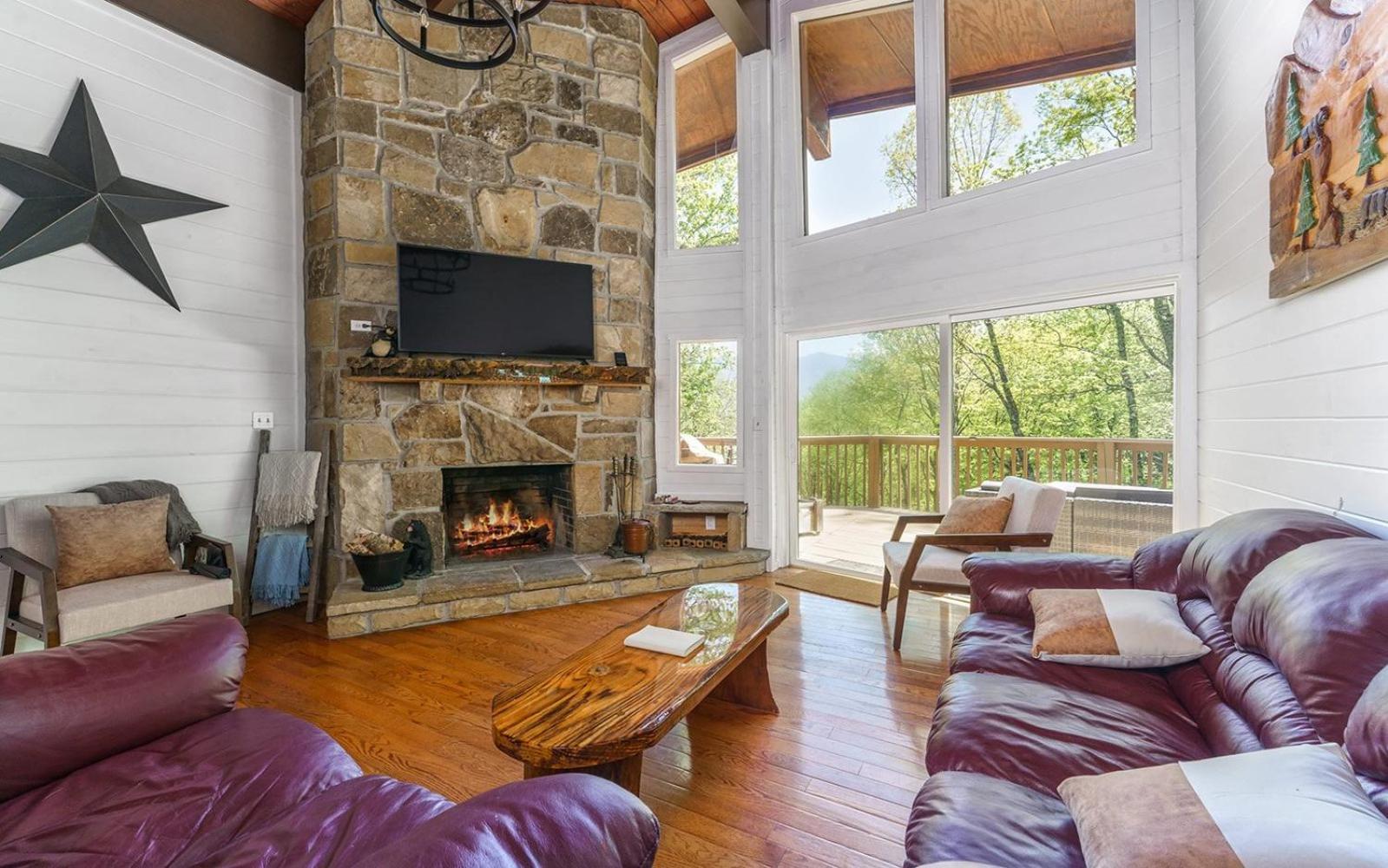 Grand Ole Chalet - Mt Viewsfireplacefirepitarcade Gatlinburg Eksteriør billede